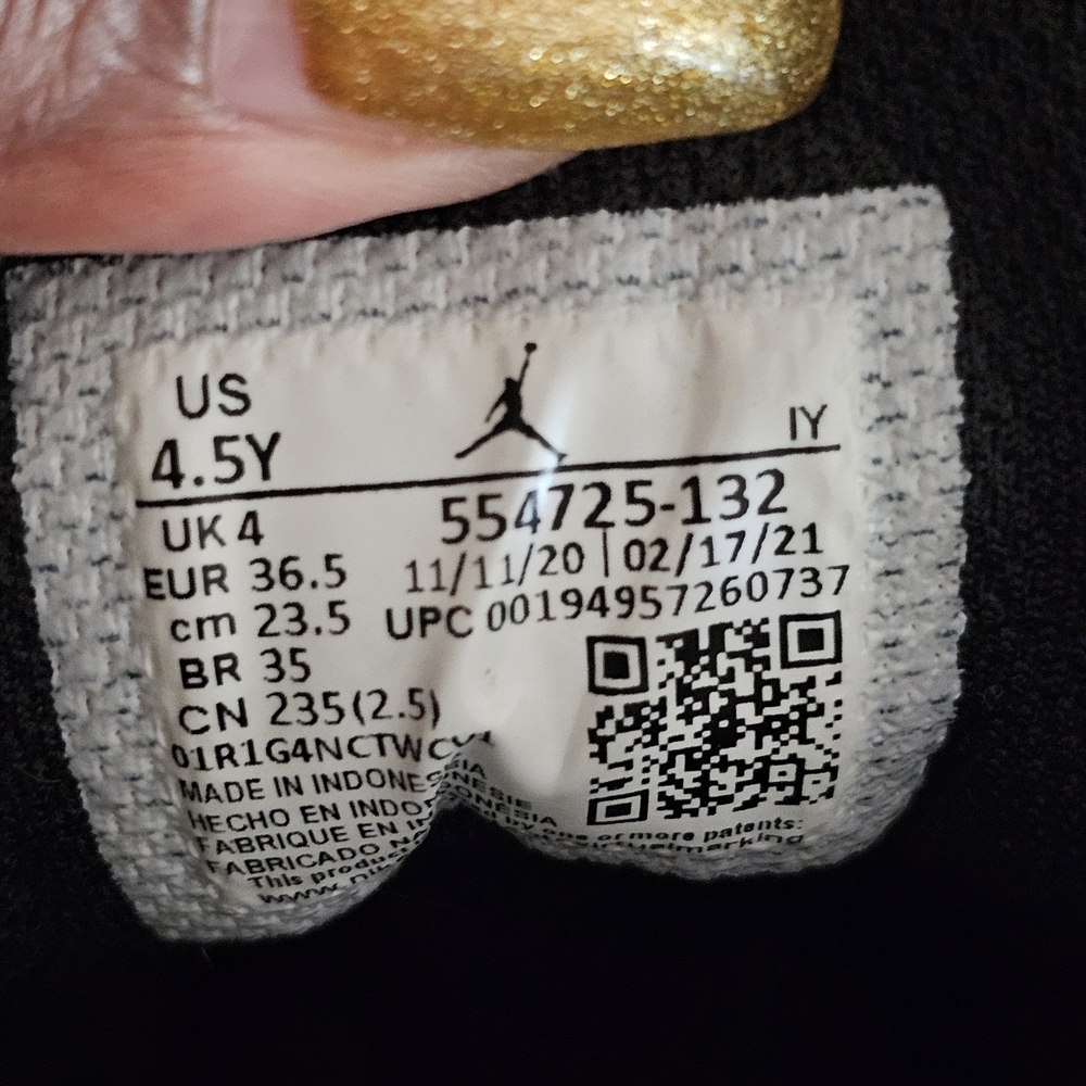 Air Jordan 1 Mid Basketball Shoes In Tropical Twist Youth Size 4.5 - Picture 13 of 14